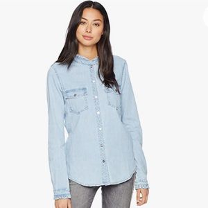 NWT Sanctuary Juniper Daytime Jean Ruffle Blouse.  Size Small